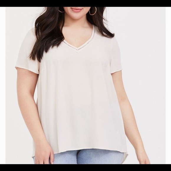 NWT Torrid size 3 pale pink georgette eyelet blouse. - Picture 2 of 2